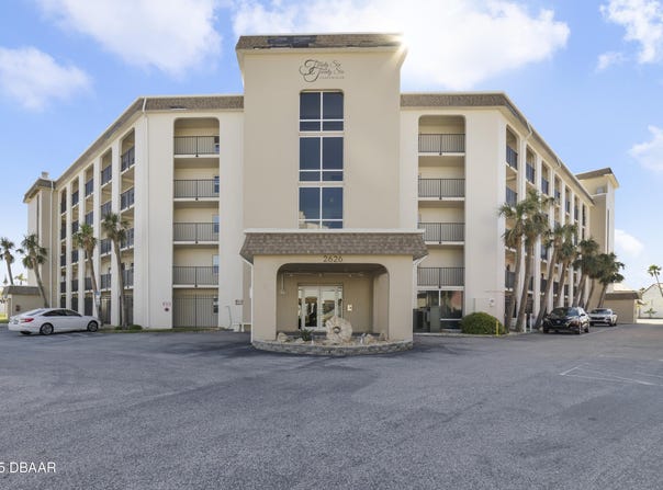 2626 S Atlantic Avenue, Daytona Beach, FL 32118