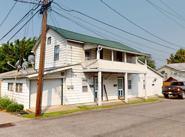 123 BROAD STREET, Watsontown, PA 17777
