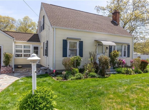 132 Bakers Creek Road, Warwick, RI 02886