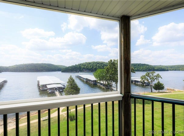 549 Park Place Drive, Kaiser, MO 65047