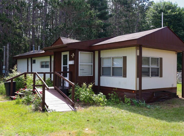 3125 Meadow Woods Drive, Traverse City, MI 49685