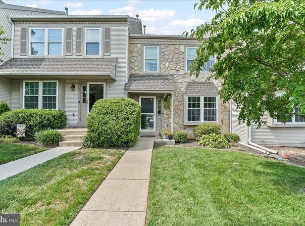 161 CAMBRIDGE CIRCLE, KENNETT SQUARE, PA 19348