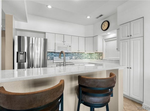 73 Evergreen Condo Drive, Sunrise Beach, MO 65079