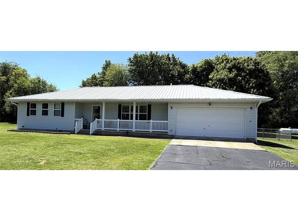 616 Kaitlin Drive, Mountain View, MO 65548