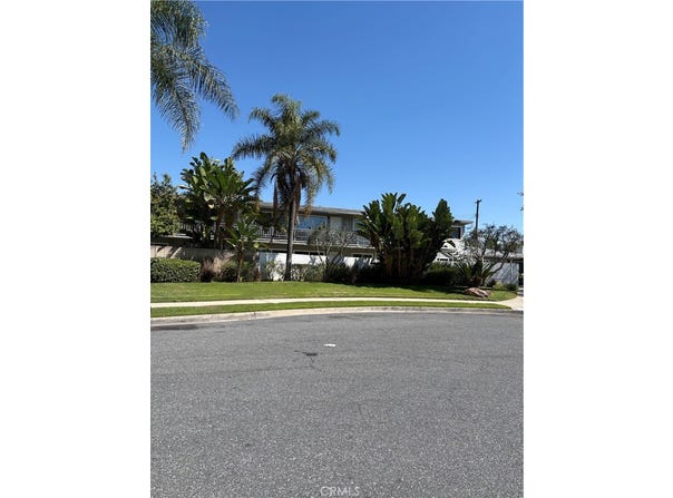 445 W Front Street, Covina, CA 91723
