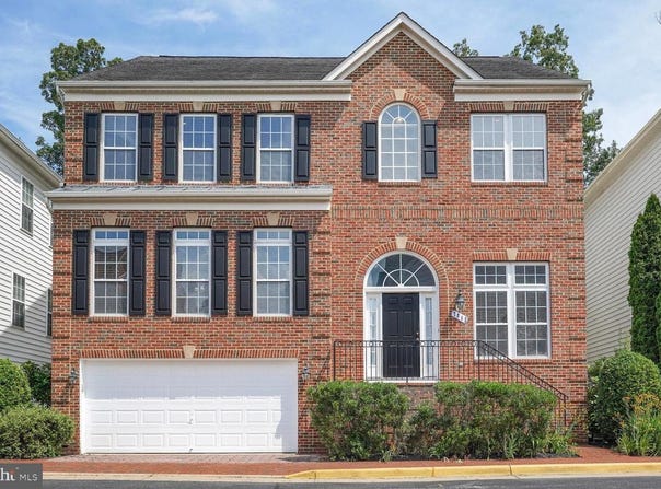 7013 STONE INLET DR, FORT BELVOIR, VA 22060