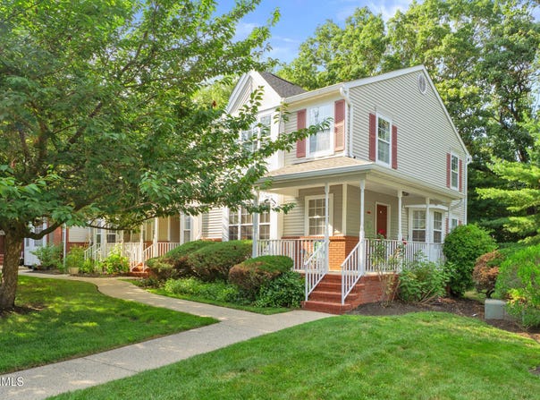 117 Lexington Court, Holmdel, NJ 07733