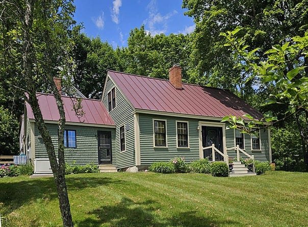 8 Longfellow School Road, Bristol, ME 04539