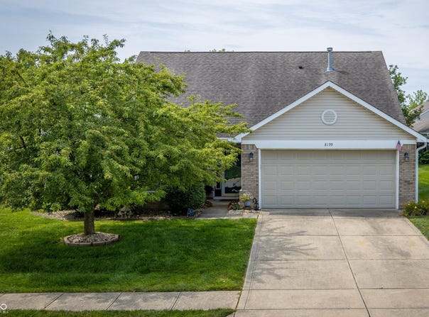 8199 Overbrooke Lane, Avon, IN 46123
