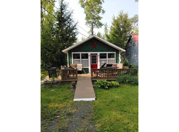 162 First Ave, Caroga Lake, NY 12032