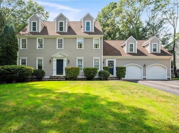 23 Aspen Lane, Smithfield, RI 02828
