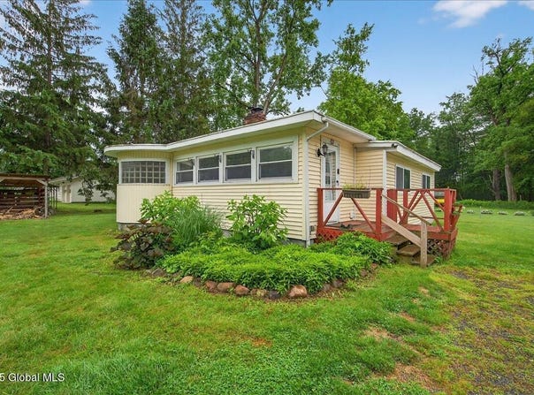 108 State Route 67, White Creek, NY 12057