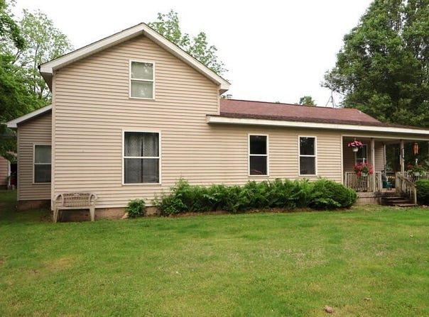113 S Park Street, Union City, MI 49094