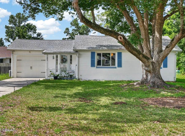 277 Debary Drive, DeBary, FL 32713
