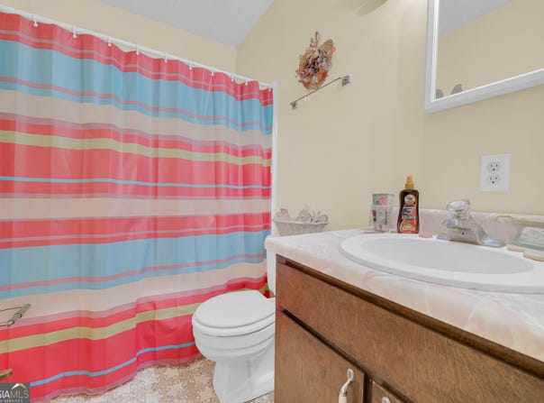 1894 Athens Rd, Carnesville, GA 30521