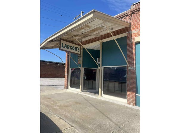 111  South Main Street, White Hall, IL 62092