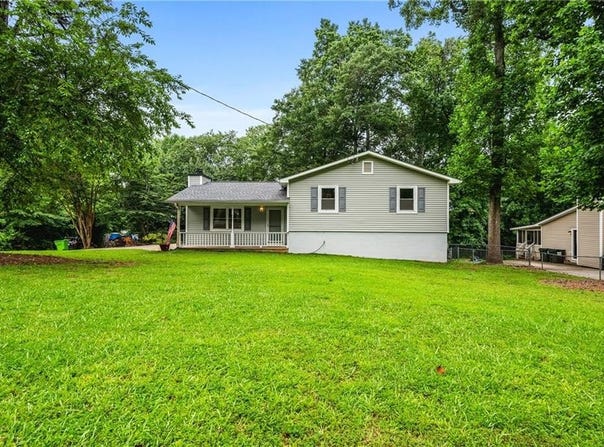 5610 N Allen Road, Mableton, GA 30126