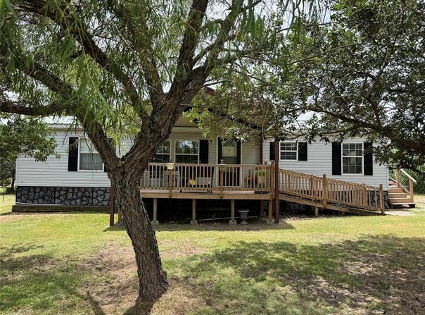 8532 Marthas Way, Alvarado, TX 76009