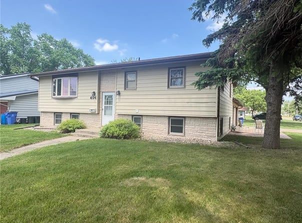 404 E 3rd Street, Madison, MN 56256