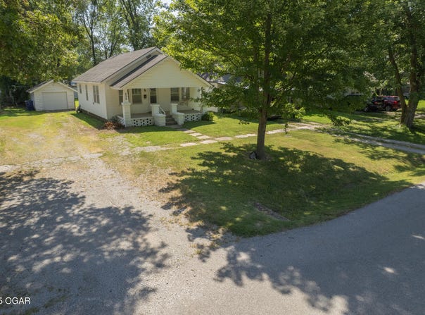 606 S Pennsylvania Avenue, Columbus, KS 66725