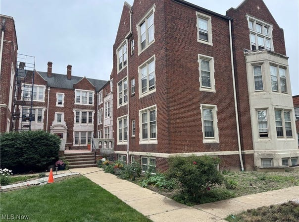 15610 Van Aken Boulevard unit: 5, Shaker Heights, OH 44120