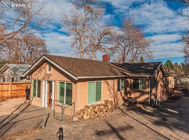 1503 Cheyenne Boulevard, Colorado Springs, CO 80906