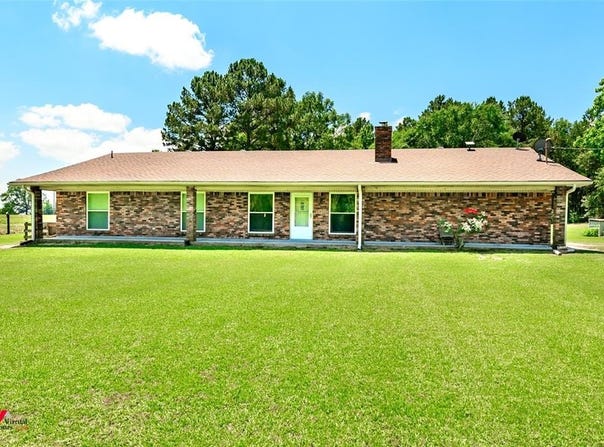 255 Barry Road, Logansport, LA 71049