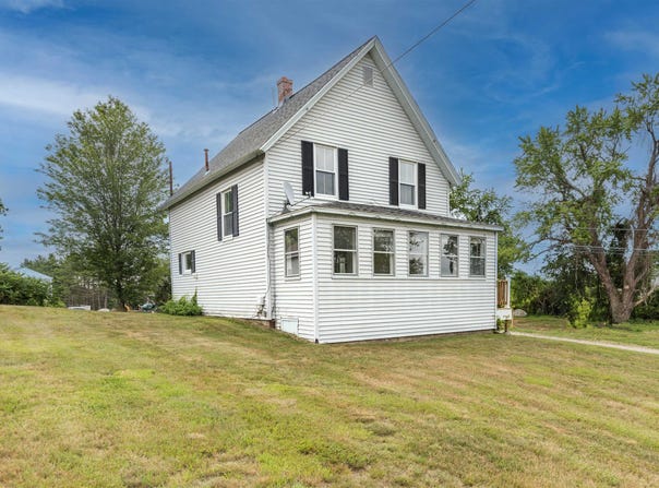 84 Church Street, Rochester, NH 03839