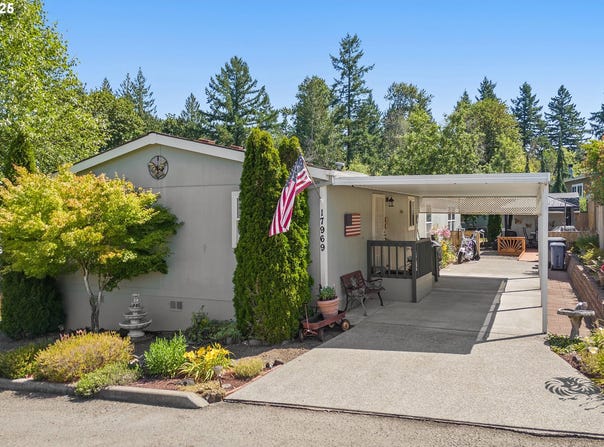 17969 S GRANT DR, Oregon City, OR 97045