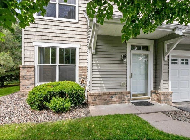 3001 Chamberlain Street N, Maplewood, MN 55109