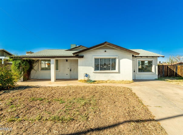 214 W JUNE Circle, Mesa, AZ 85201