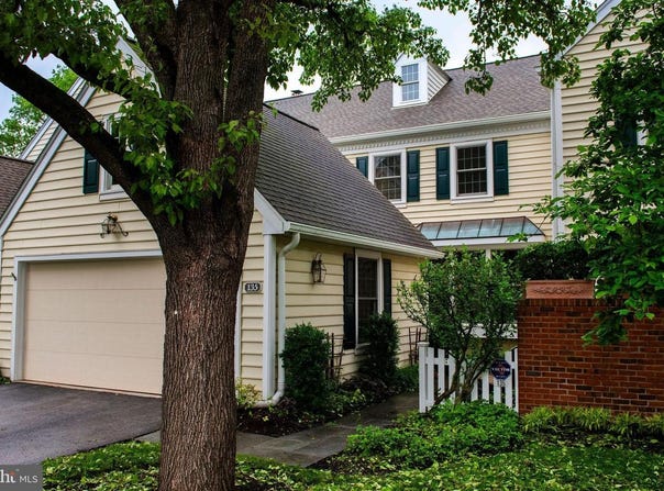 135 CARTERS GRV #L-35, MALVERN, PA 19355