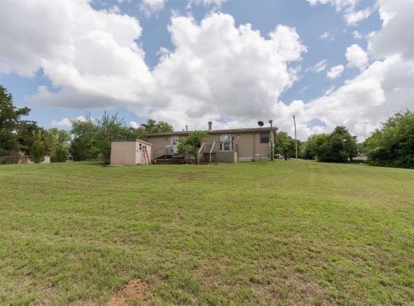 4409 S Valley View Lane, Edmond, OK 73034