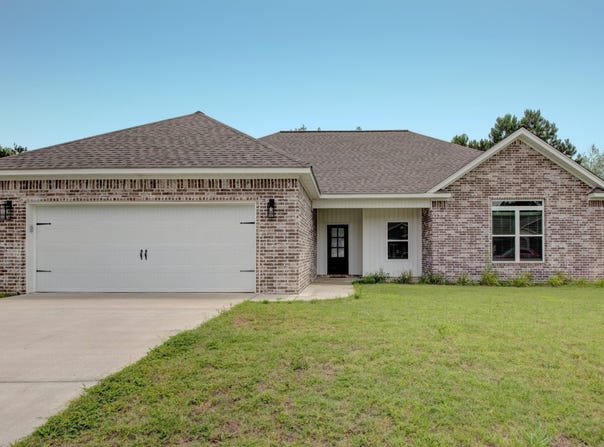 226 Shamsie Lane, White Hall, AR 71602