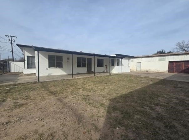 2805 Salinas Ave, Laredo, TX 78040