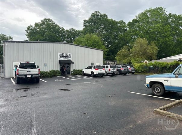 2530 Broad Street, Commerce, GA 30529