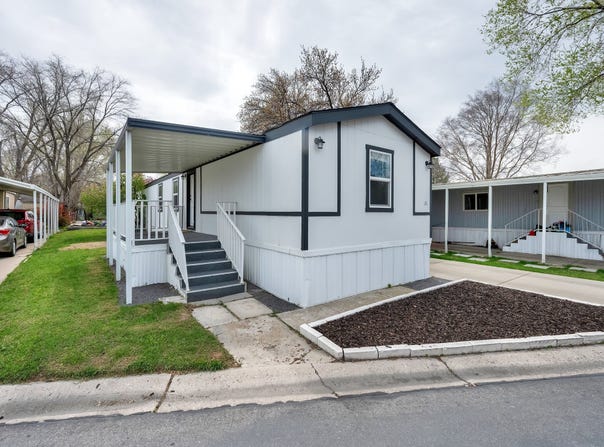 833 W MT TUSCARORA, Taylorsville, UT 84123