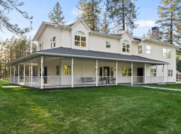 4045 Maple St, Loon Lake, WA 99148