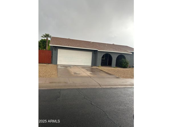 5211 W Beryl Avenue, Glendale, AZ 85302