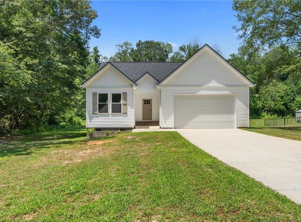 412 Burrell Street, Pendleton, SC 29670
