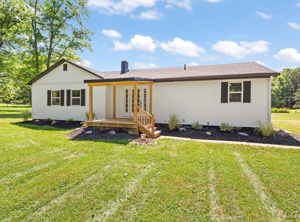 5549 Macon, Tecumseh, MI 49286