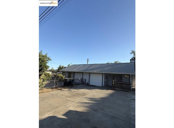 502 Macarthur ST, Sacramento, CA 95838