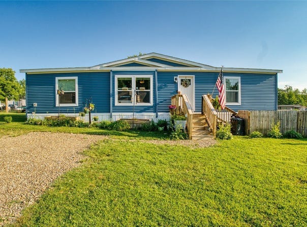 134 PRIMROSE Lane, Edinboro, PA 16412