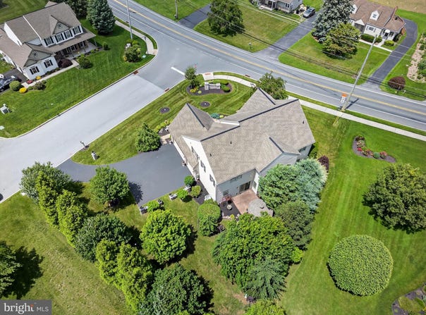 100 COBBLESTONE DRIVE, LEBANON, PA 17042
