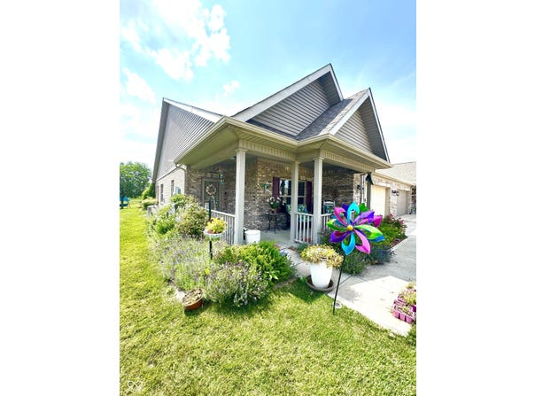 1688 Magnolia Drive, Greenwood, IN 46143