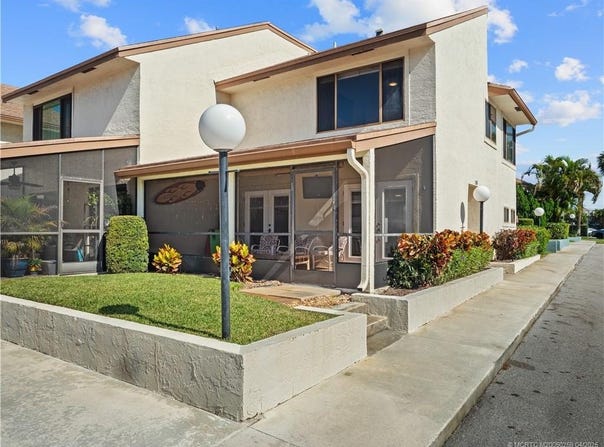 950 S Kanner Highway unit: Th138, Stuart, FL 34994