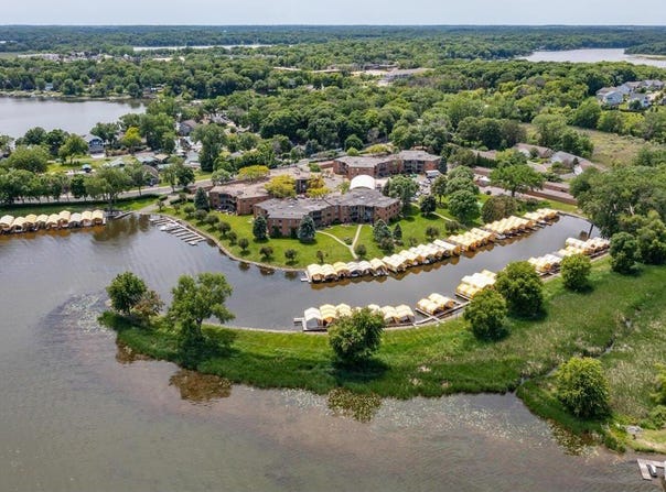 5440 Three Points Boulevard, Mound, MN 55364