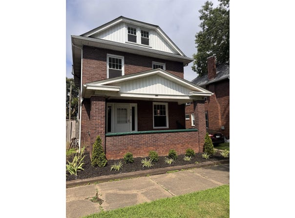 933 7th Street, Huntington, WV 25701