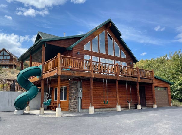 553 W RASPBERRY PATCH Rd, Garden City, UT 84028