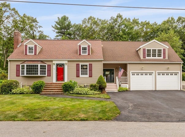 10 Walnut Road, Chelmsford, MA 01824